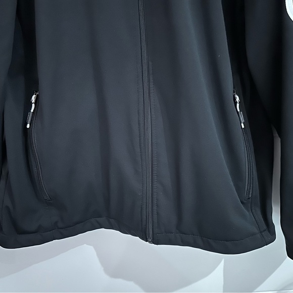 New Balance: Men's Light Jacket- Size Medium - Picture 2 of 13